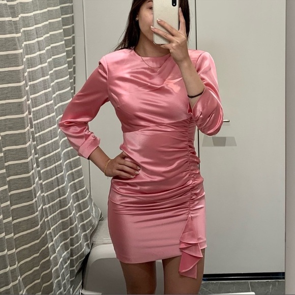 Cinq à Sept Barbie Pink Natalia Smooth Satin Long Sleeve Dress - Picture 9 of 16